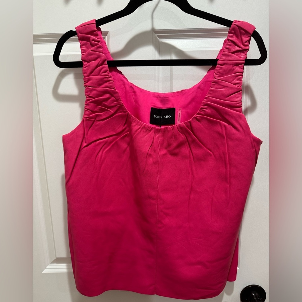 Dolce Cabo Fuchsia Sleeveless Blouse